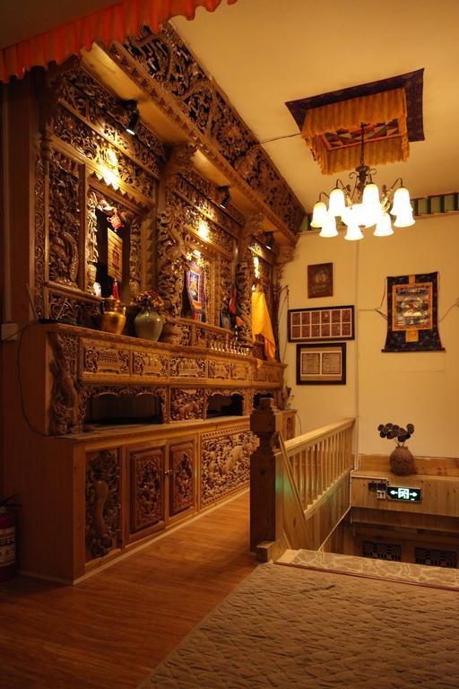 Апартаменти Huksum House Дечен Екстер'єр фото